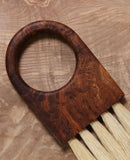 Keyhole Brush in Brown Oak