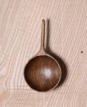 Teardrop Scoop in Walnut